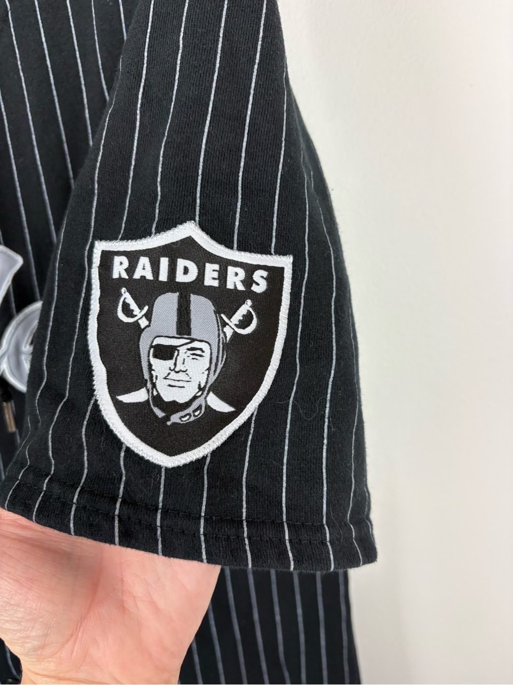 NFL Black Pinstripe Oakland Raiders Hooded Button-Up Jersey XS Good Condition - Picture 4 of 13